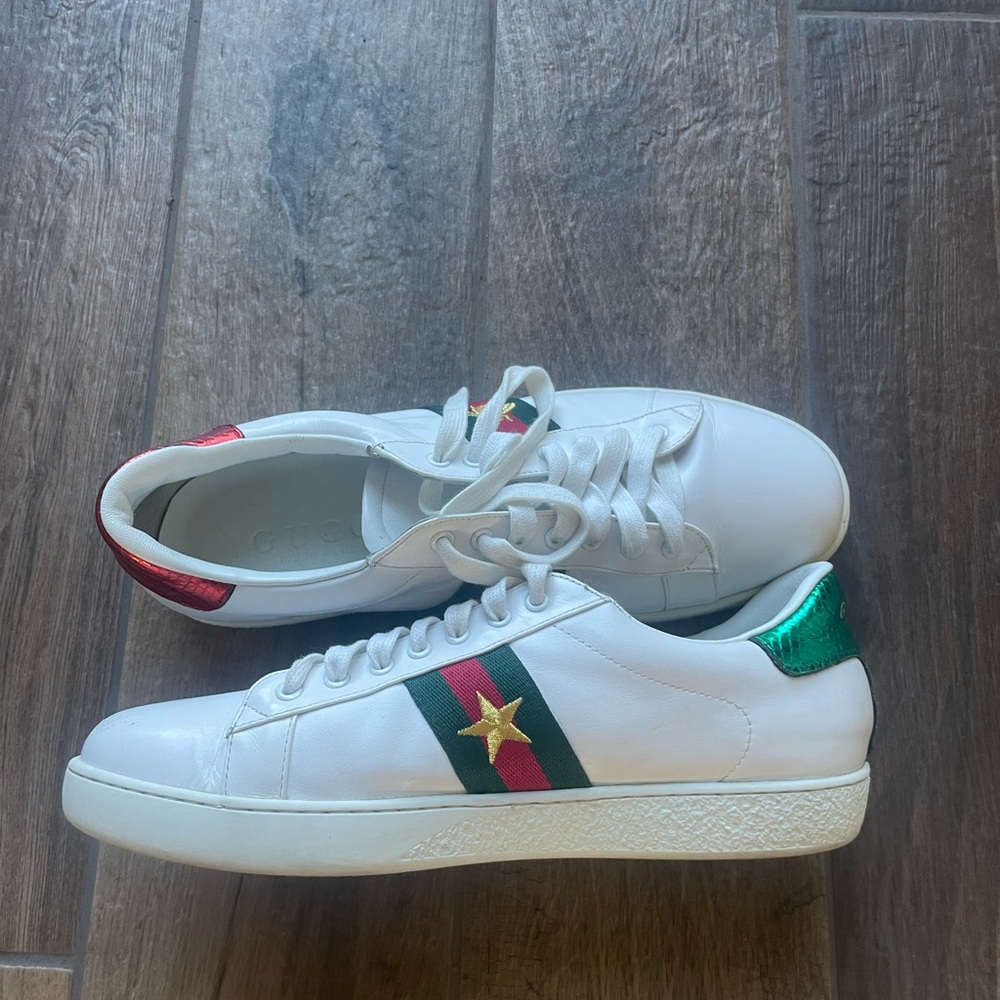 Gucci Ace Bee Sneakers